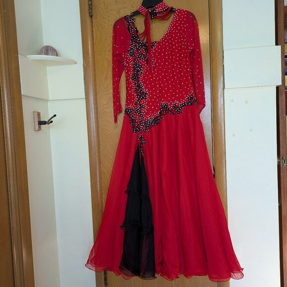 Ballroom dance dress - Picture 6 of 16